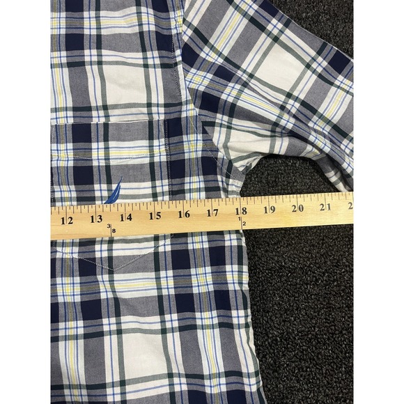 Nautica Mens Plaid Button Down Shirt Long Sleeve Classic Fit Casual Size XS‎ - Picture 4 of 7